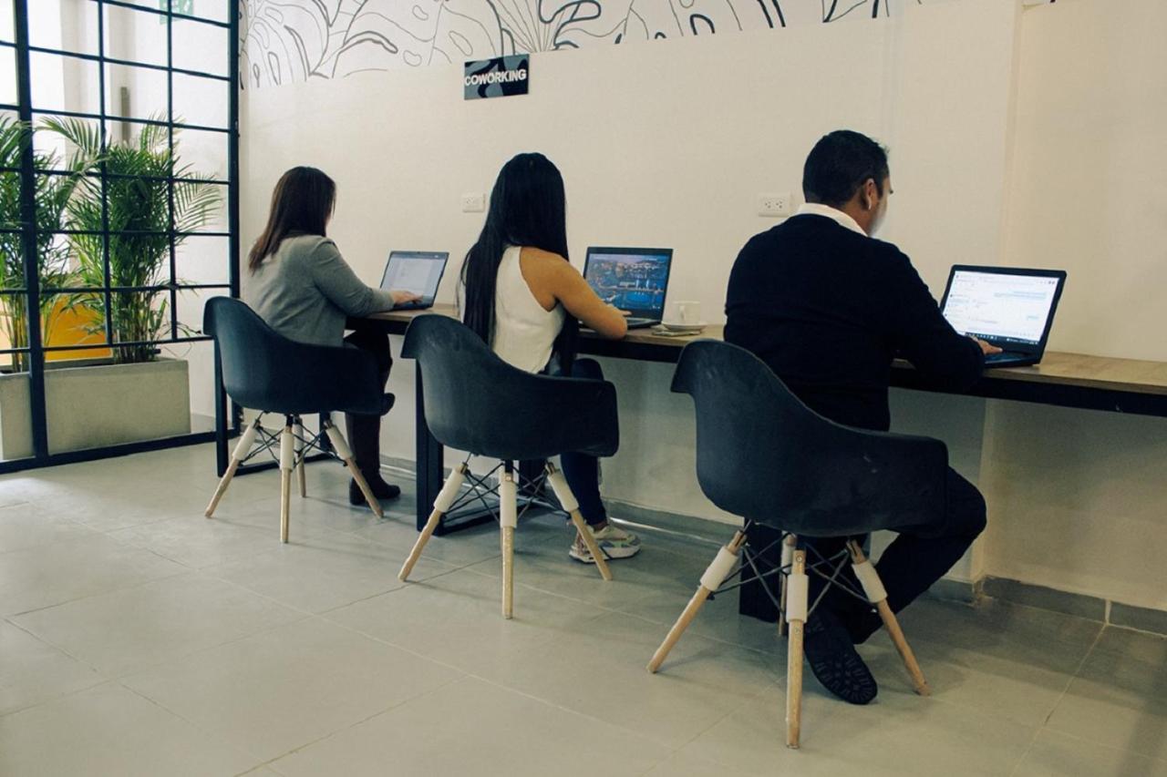 Estainn Hotel Coworking Богота Экстерьер фото
